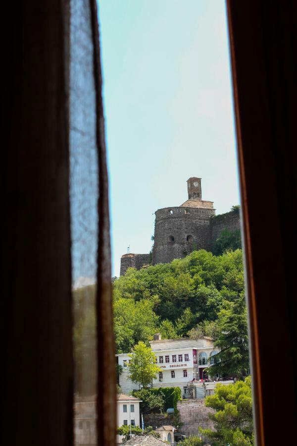 Lori'S Traditional House Gjirokastër Dış mekan fotoğraf